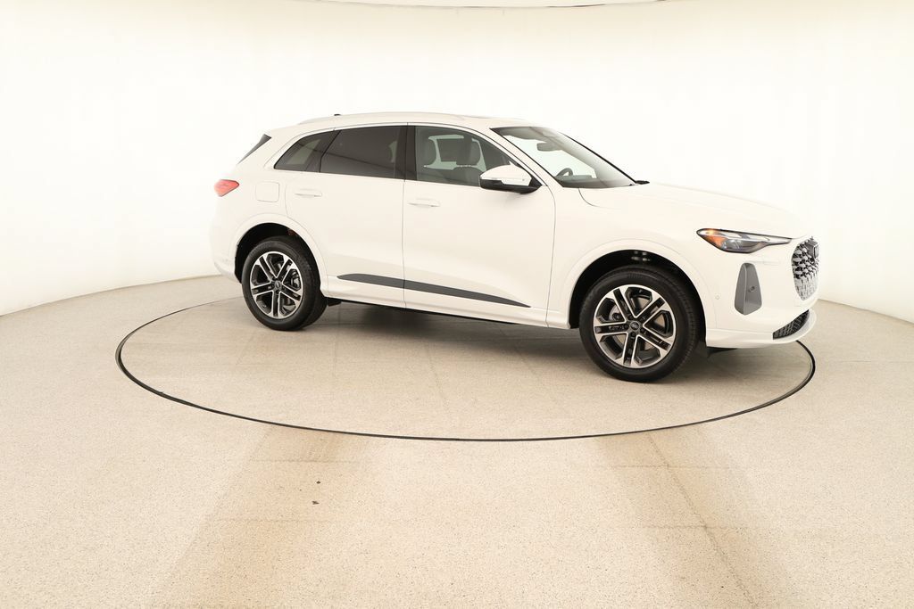 New 2026 Audi Q5 Premium AWD/4WD image 9