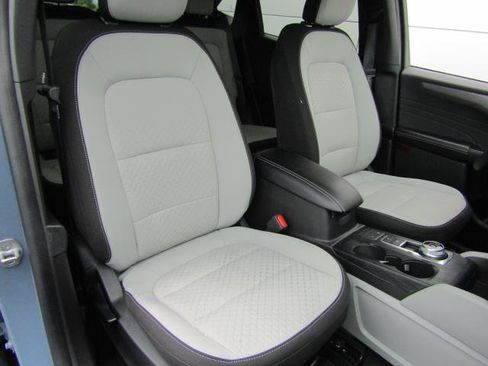 Used 2024 Ford Escape Active AWD/4WD image 8