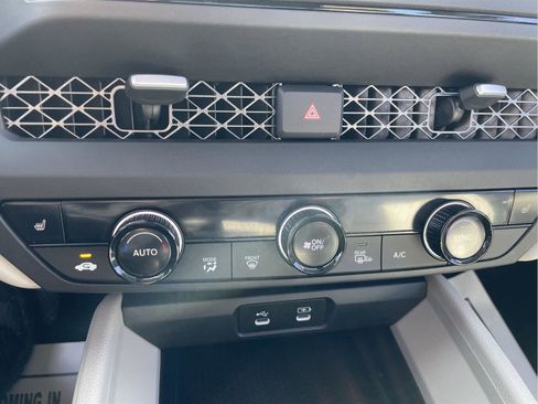 Used 2023 Honda Accord EX image 28