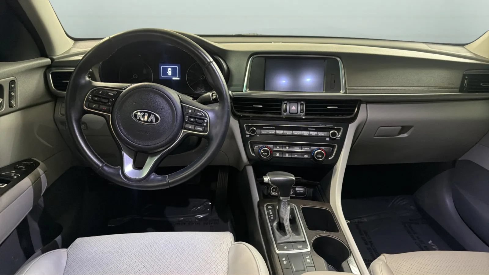 Used 2016 Kia Optima EX w/ Premium Package FWD image 10