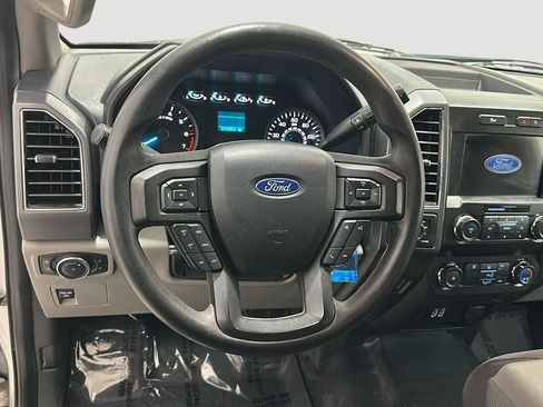 Used 2020 Ford F150 XLT image 10