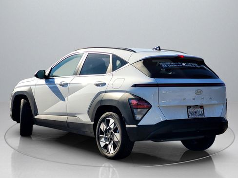 Certified 2025 Hyundai Kona SEL image 5