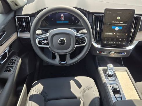 New 2026 Volvo XC90 B6 Plus AWD/4WD image 16