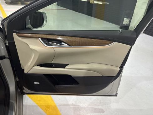 Used 2018 Cadillac XTS Luxury image 29