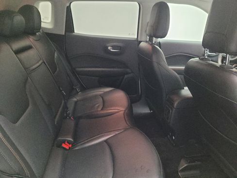 Used 2019 Jeep Compass Limited FWD image 19