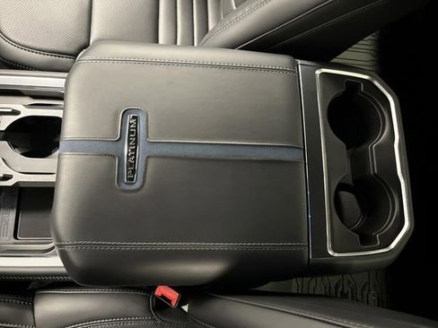 Used 2025 Ford F350 Platinum image 22