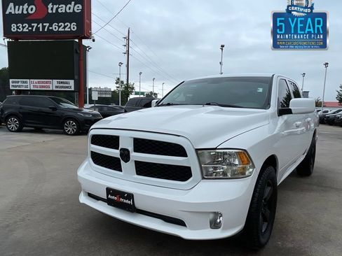 Used 2014 RAM 1500 Express RWD image 1