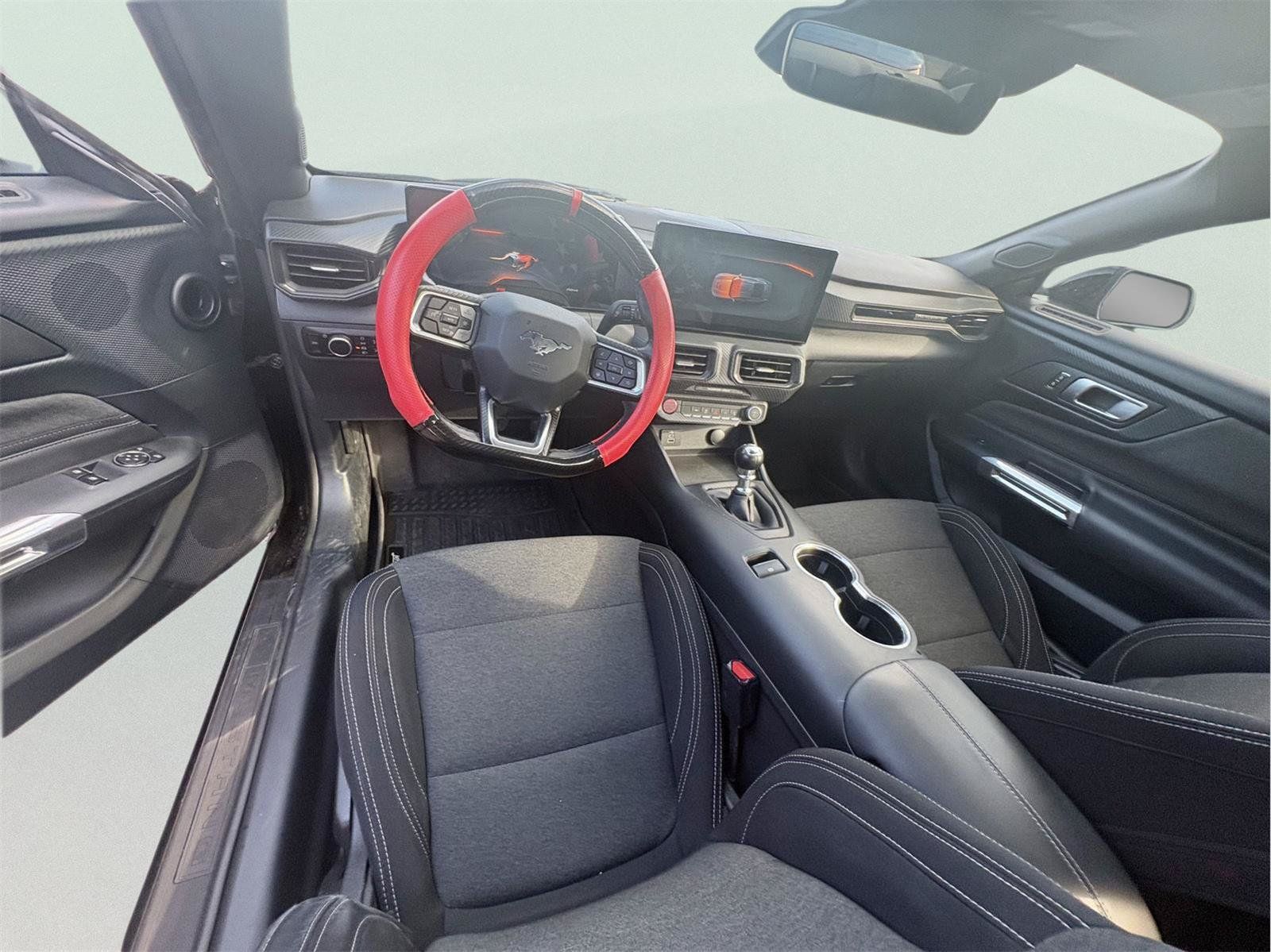 Used 2024 Ford Mustang GT RWD image 12