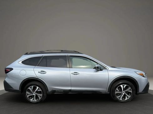 Used 2020 Subaru Outback Limited AWD/4WD image 3