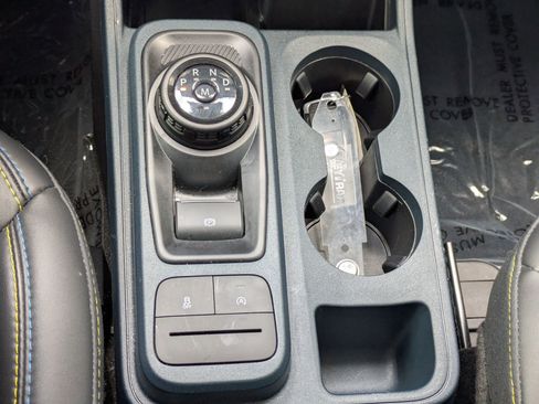 Certified 2025 Ford Maverick Lobo image 21