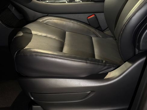 New 2026 Lincoln Aviator AWD image 17