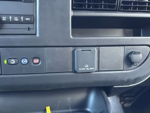 New 2025 Chevrolet Express 2500 Work Van w/ Driver Convenience Package image 17
