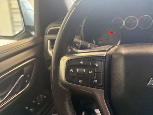 Used 2021 Chevrolet Tahoe LT w/ LT Signature Package image 36