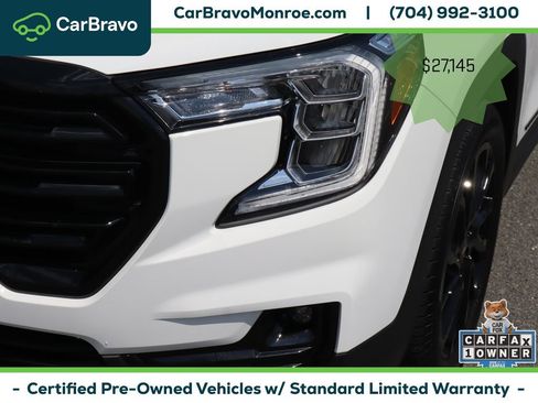 Certified 2024 GMC Terrain SLT w/ Infotainment Package II FWD image 11