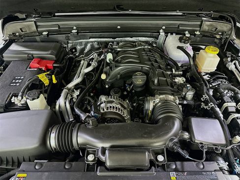 New 2025 Jeep Gladiator Sport image 16