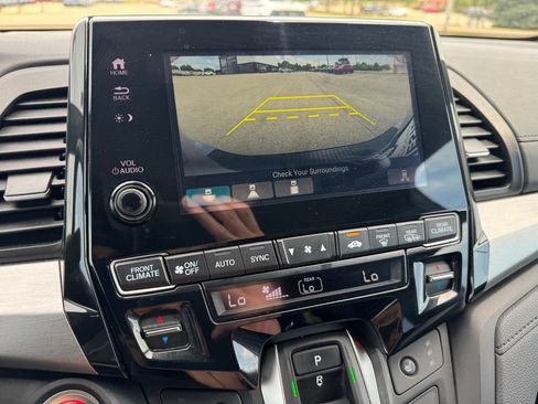 Used 2024 Honda Odyssey Sport image 4