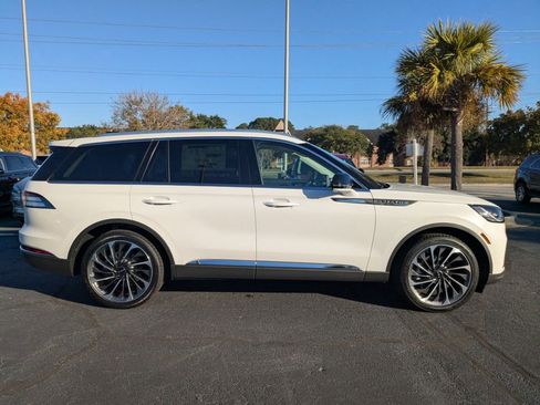 New 2026 Lincoln Aviator Reserve w/ Illumination Package image 3