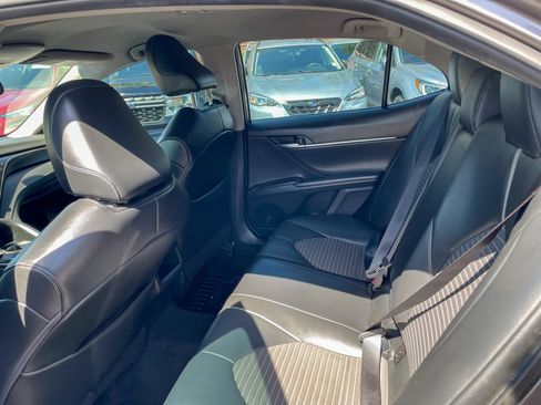 Used 2022 Toyota Camry SE FWD image 27