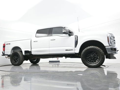 Used 2024 Ford F250 Lariat AWD/4WD image 37