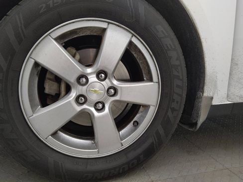 Used 2016 Chevrolet Cruze LT w/ Enhanced Safety Package FWD image 31