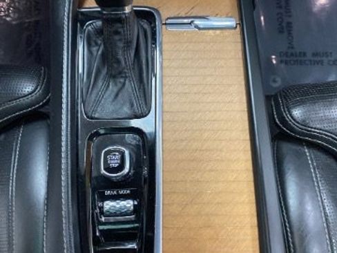 Used 2018 Volvo XC90 T6 Inscription w/ Convenience Package image 26