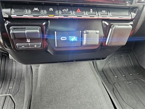 Used 2026 Chevrolet Silverado 1500 Custom w/ Turbomax Blackout Package image 25