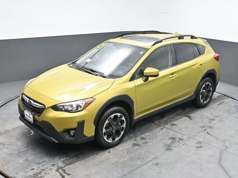 Used 2021 Subaru Crosstrek 2.0i Premium w/ Moonroof Package AWD/4WD image 25
