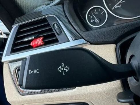 Used 2018 BMW 330i Sedan w/ Convenience Package image 45