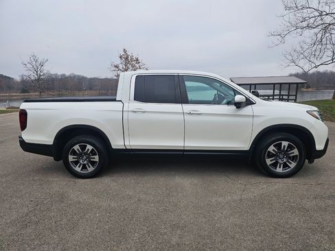 Used 2018 Honda Ridgeline RTL-T image 4
