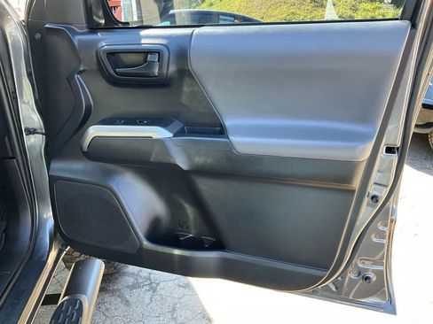 Used 2019 Toyota Tacoma SR5 image 64