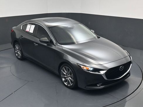 Used 2024 MAZDA MAZDA3 s FWD image 14