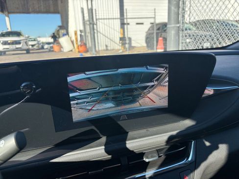 Used 2025 Buick Envista Preferred image 17