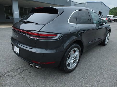 Used 2020 Porsche Macan S AWD/4WD image 3