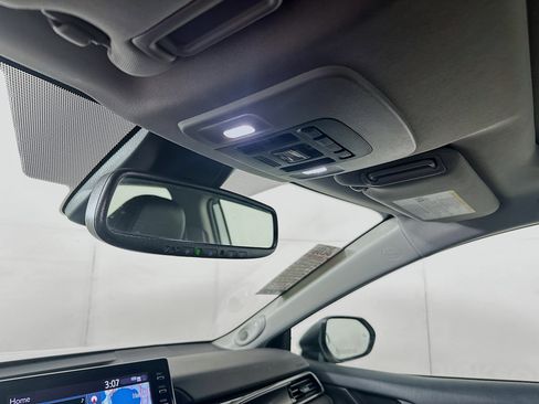 Used 2023 Toyota Camry XSE w/ Navigation Package image 18