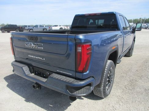New 2026 GMC Sierra 3500 Denali Ultimate AWD/4WD image 5