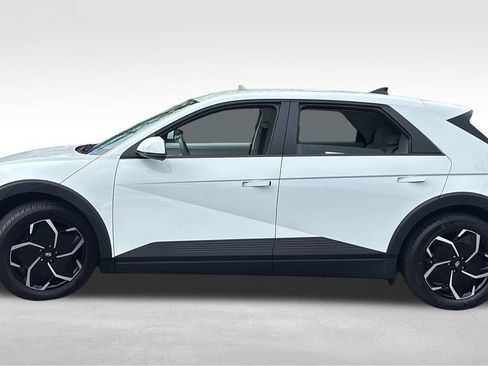 Used 2023 Hyundai Ioniq 5 SEL AWD/4WD image 4