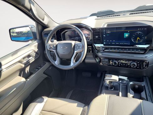 Used 2025 Chevrolet Silverado 1500 ZR2 w/ ZR2 Bison Edition AWD/4WD image 11