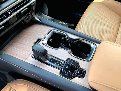 Used 2025 Lexus RX 350 Premium w/ Accessory Package (Z1) image 17