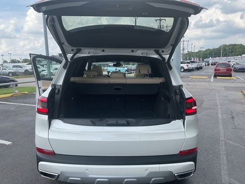 Used 2022 BMW X5 sDrive40i w/ Parking Assistance Package image 25