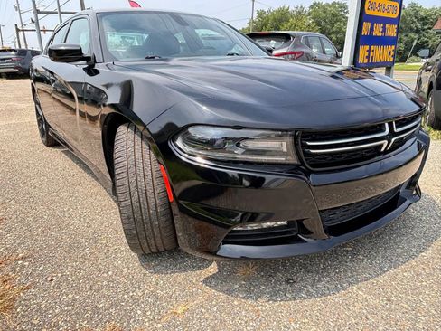 Used 2022 Dodge Charger GT w/ Blacktop Package RWD image 4