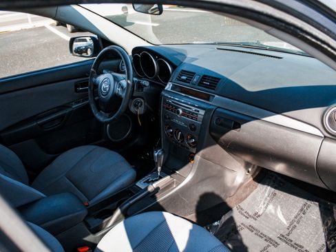 Used 2007 MAZDA MAZDA3 s Sport FWD image 24