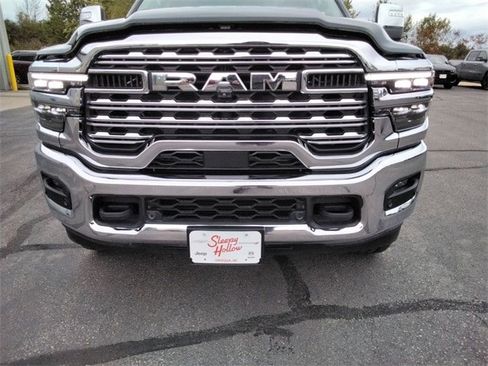 New 2025 RAM 2500 Limited image 13