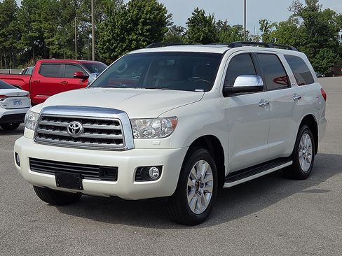 Used 2014 Toyota Sequoia Platinum RWD image 2