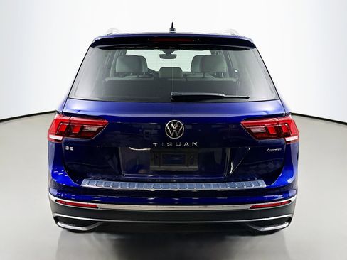 Used 2022 Volkswagen Tiguan SE w/ Panoramic Sunroof Package image 6