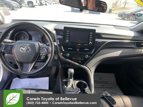 Used 2024 Toyota Camry SE image 20