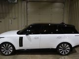 Used 2024 Land Rover Range Rover Long Wheelbase SE image 5