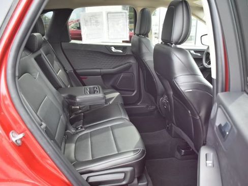 Used 2020 Ford Escape Titanium AWD/4WD image 46