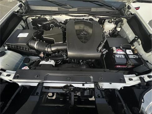 Used 2019 Toyota Tacoma TRD Pro image 19