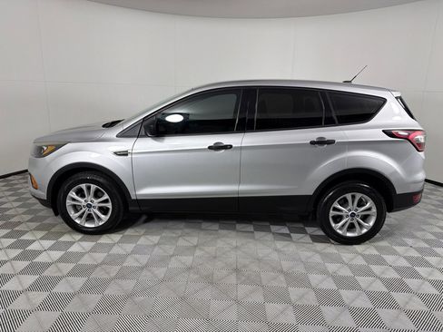 Used 2018 Ford Escape S image 8
