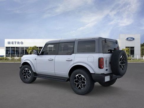 New 2025 Ford Bronco Outer Banks image 4